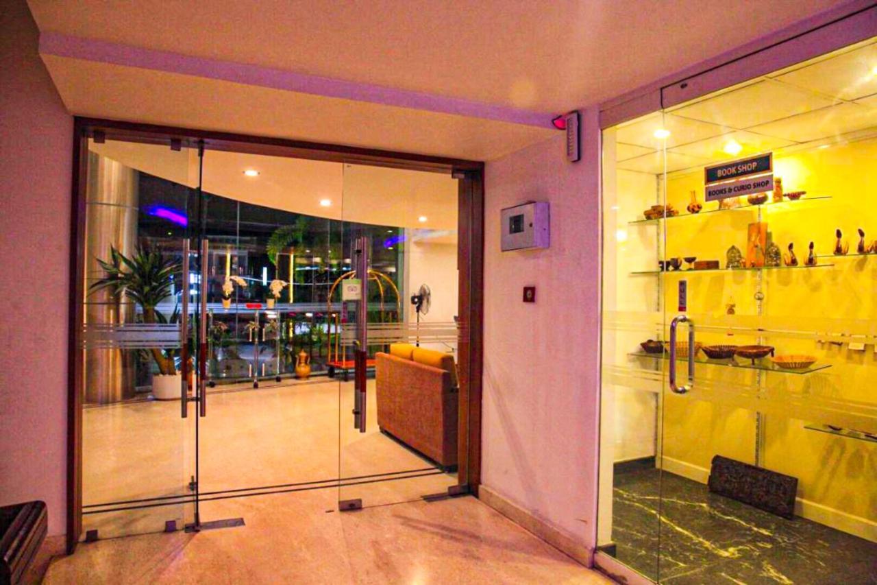 Fabhotel White Dammar Thiruvananthapuram Exteriör bild
